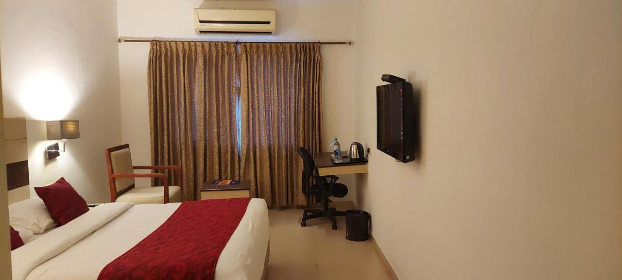 Srm Hotel Thoothukudi Eksteriør bilde